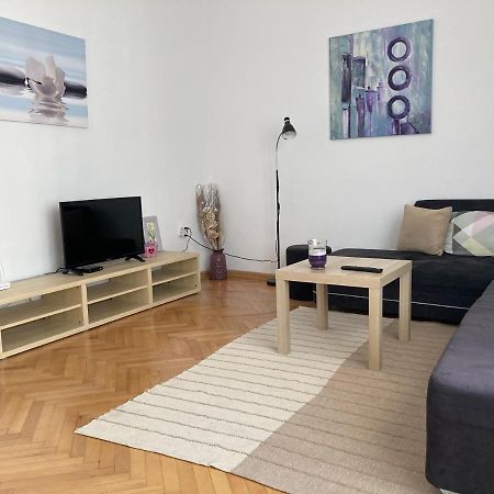 Central Suite Варна Екстериор снимка